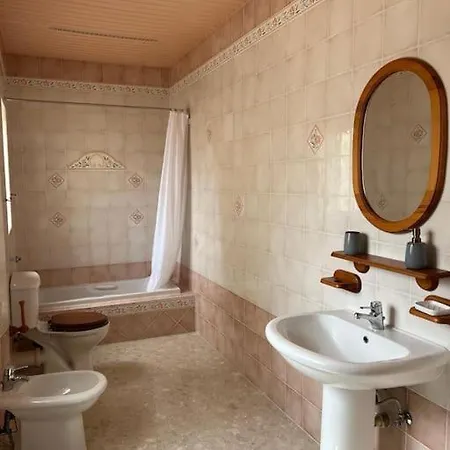 Spacious House With Roof-terrace * Mellieħa