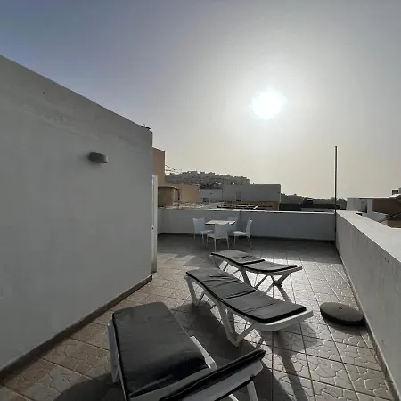 Spacious House With Roof-terrace Casa de Férias Mellieha